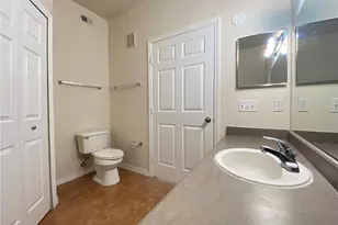 6025 Westgate Dr, Orlando, FL 32835 - Photo 15