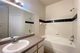 6025 Westgate Dr, Orlando, FL 32835 - Photo 17
