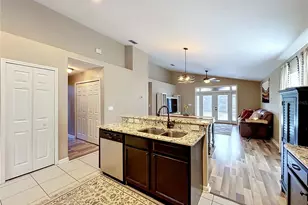 2886 Sweetspire Cir, Oviedo, FL 32766 - Photo 25