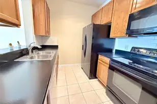 3190 Dante Dr, Orlando, FL 32835 - Photo 9