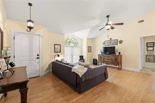 7949 Goldleaf St, Orlando, FL 32835 - Photo 9