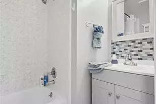 536 Hibiscus Way, Orlando, FL 32807 - Photo 25
