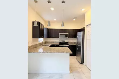 10306 W 33rd Lane, Hialeah, FL 33018 - Photo 17