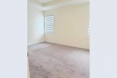 10306 W 33rd Lane, Hialeah, FL 33018 - Photo 19
