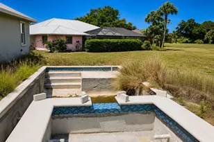 142 Fairway Rd, Rotonda West, FL 33947 - Photo 5