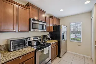 450 Carina Cir, Sanford, FL 32773 - Photo 15