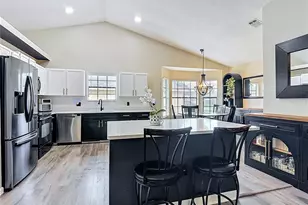1393 Woodlake Cir, Saint Cloud, FL 34772 - Photo 3