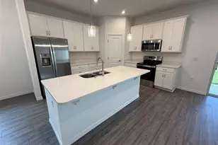 405 Eventide Ave, Mascotte, FL 34753 - Photo 5
