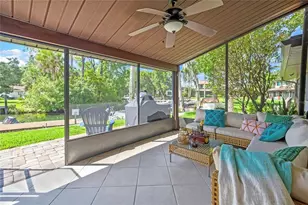 1637 SE Paradise Cir, Crystal River, FL 34429 - Photo 23
