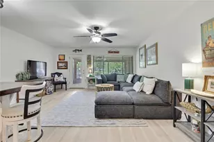 1637 SE Paradise Cir, Crystal River, FL 34429 - Photo 3