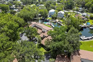 1637 SE Paradise Cir, Crystal River, FL 34429 - Photo 31