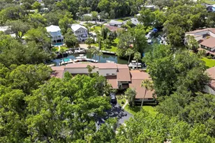 1637 SE Paradise Cir, Crystal River, FL 34429 - Photo 29