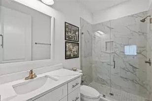 218 Park Lake St, Orlando, FL 32803 - Photo 17