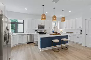 266 Park Lake St, Orlando, FL 32803 - Photo 5