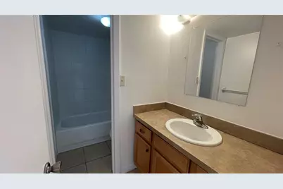 7502 Needle Leaf Place #66, Tampa, FL 33617 - Photo 9