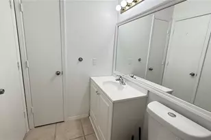 72 Lakepointe Cir, Kissimmee, FL 34743 - Photo 53