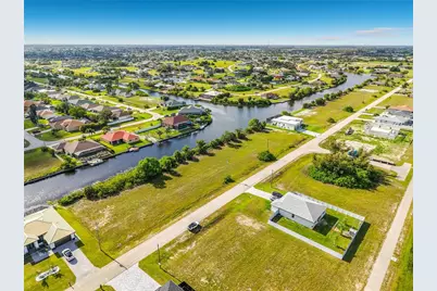 407 NW 31st Place, Cape Coral, FL 33993 - Photo 11