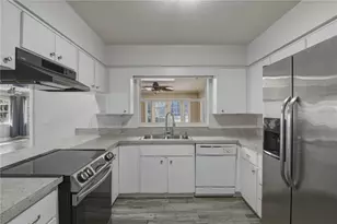 1120 W Magnolia St, Clermont, FL 34711 - Photo 11