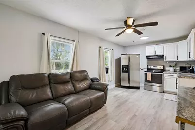 335 E Walts Avenue, Deland, FL 32724 - Photo 3