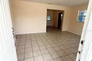 506 Holt Cir, Winter Haven, FL 33880 - Photo 9