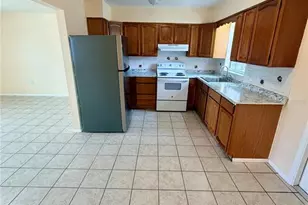 506 Holt Cir, Winter Haven, FL 33880 - Photo 11