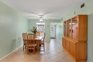 3532 Lake Bayshore Dr, Bradenton, FL 34205 - Photo 3