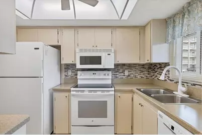 3532 Lake Bayshore Drive #K117, Bradenton, FL 34205 - Photo 9