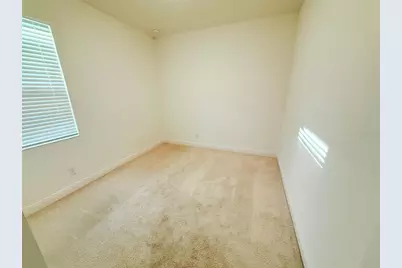 5055 Tibet Court, Saint Cloud, FL 34772 - Photo 7