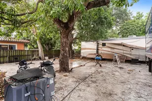 1829 5th, Miami, FL 33125 - Photo 21