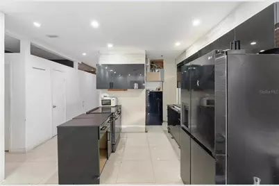 1829 5th, Miami, FL 33125 - Photo 9