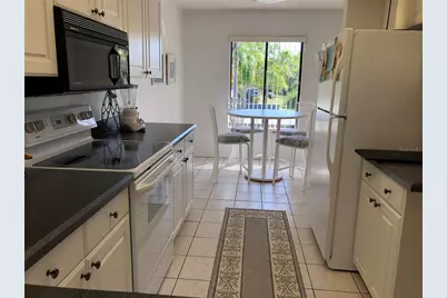 6211 Timber Lake Drive #B4, Sarasota, FL 34243 - Photo 9