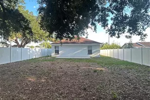 702 Lemon Ave, Dundee, FL 33838 - Photo 3