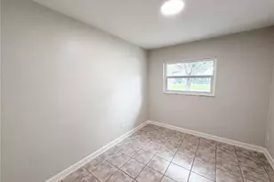 2890 53rd St N, Saint Petersburg, FL 33710 - Photo 23