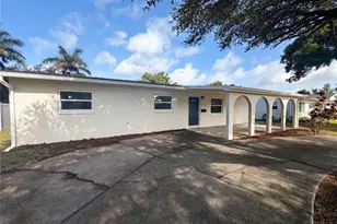 2890 53rd St N, Saint Petersburg, FL 33710 - Photo 5