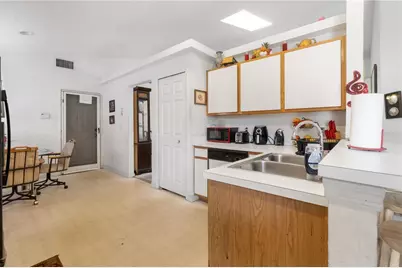 5165 Innesbrook Court, Orlando, FL 32808 - Photo 15
