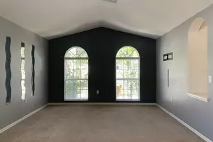11355 Flora Springs Dr, Riverview, FL 33579 - Photo 5