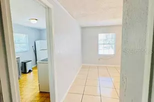 2722 S Sunrise Ct, Orlando, FL 32806 - Photo 11