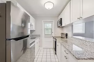 320 Lakeview St, Orlando, FL 32804 - Photo 9