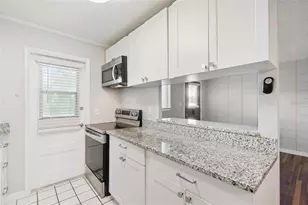 320 Lakeview St, Orlando, FL 32804 - Photo 11