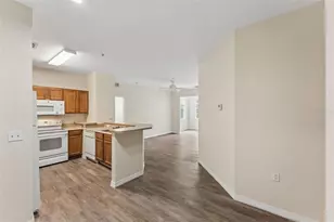 8136 Claire Ann Dr, Orlando, FL 32825 - Photo 5