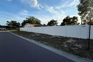 1210 Branda Vista Dr, Brandon, FL 33510 - Photo 11