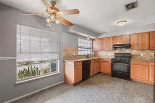 12136 Shallot St, Orlando, FL 32837 - Photo 11