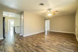 1851 E Elm Rd, Lakeland, FL 33801 - Photo 5
