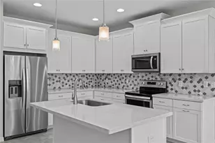 8061 Glenlloyd Ave, Winter Garden, FL 34787 - Photo 9