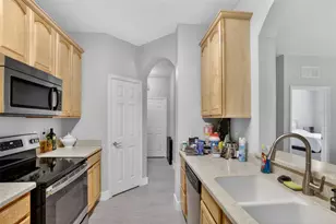 3332 Robert Trent Jones Dr, Orlando, FL 32835 - Photo 9