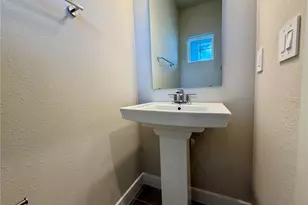 12326 Amber Crk Cir, Lakewood Ranch, FL 34211 - Photo 15