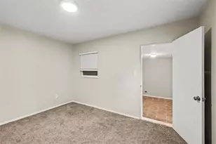 4529 19th St Cir W, Bradenton, FL 34207 - Photo 9