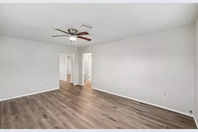 4529 19th Street Circle W, Bradenton, FL 34207 - Photo 7