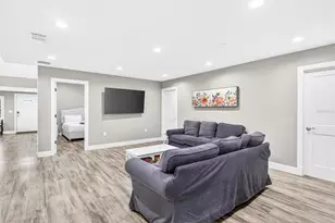 420 E Cypress St, Winter Garden, FL 34787 - Photo 9