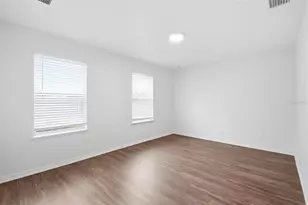 5654 Aaron Ct, Sarasota, FL 34232 - Photo 43